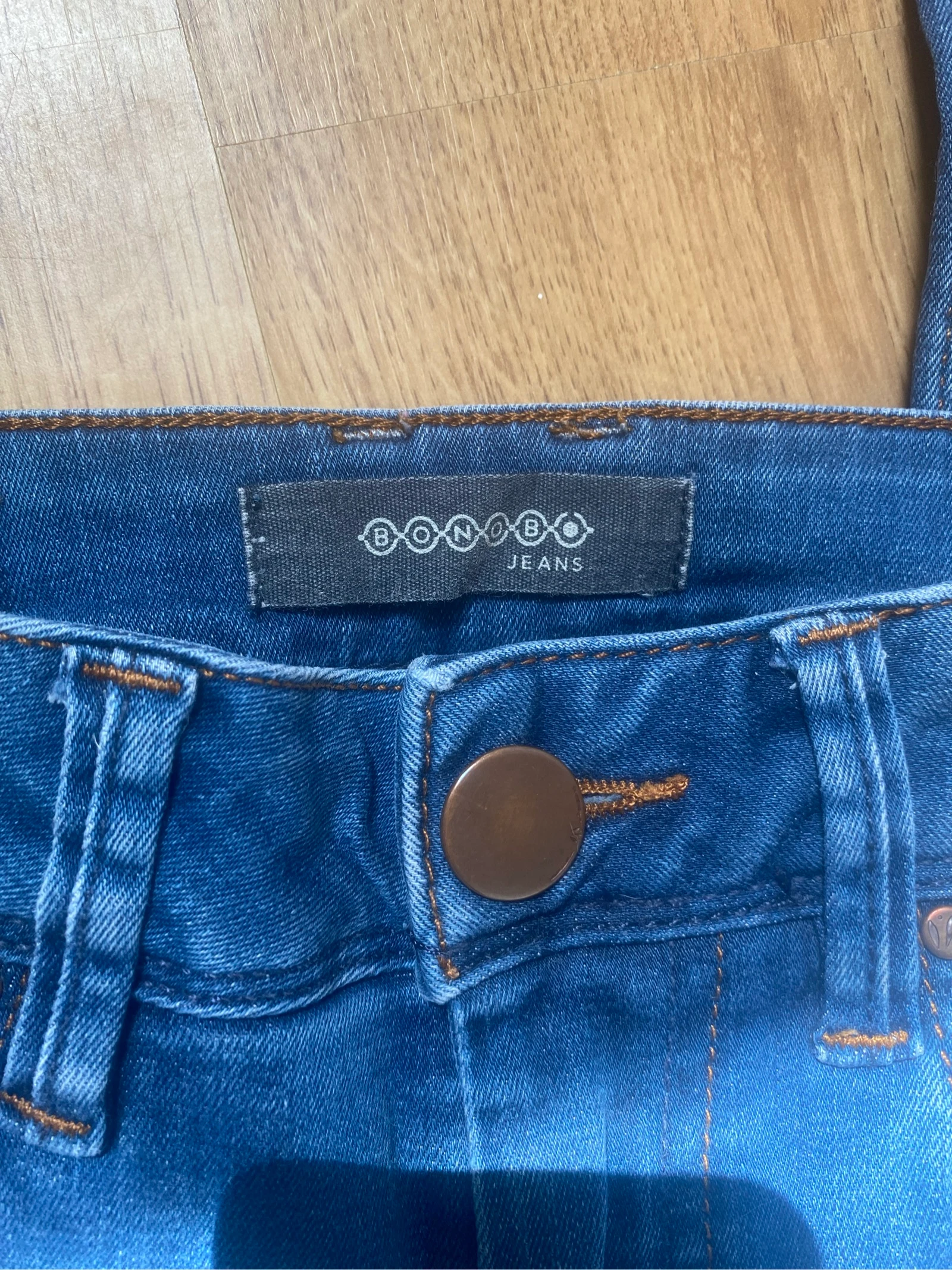 Jean para mujer Bonobo Talla 34 / XXS - Modelo Blissao Seoul - Slim Skinny Azul Descolorido – photo 3